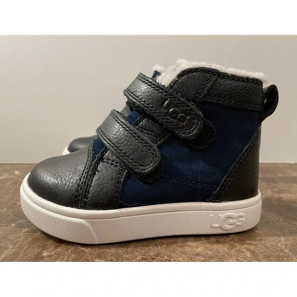 UGG Kids Rennon II Black Blue Leather‎ Suede Sherpa Lined Hook Loop Boots Kids 6